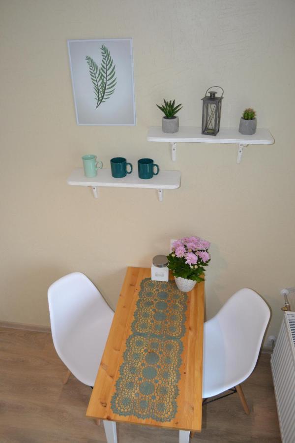 Sunny Apartment, 7 Min With Tram To The Old Town Reval Exterior foto